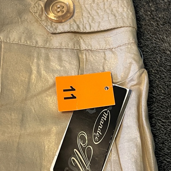 Mandee Y2K metallic gold, pleated skirt - Picture 2 of 7